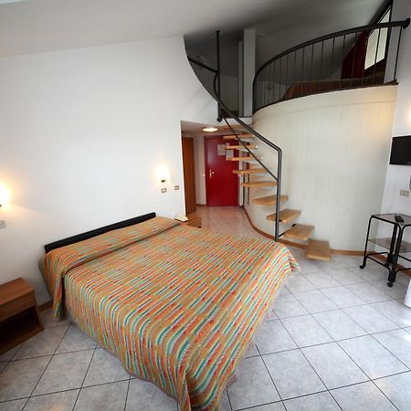 Hotel Italia Aprica Eksteriør billede